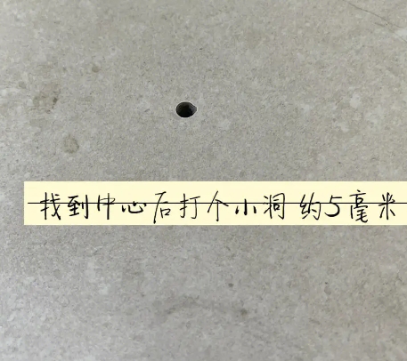 巢湖瓷砖空鼓维修公司专业解答在瓷砖铺贴过程中，如果砂料搅拌不均匀，将会带来以下问题